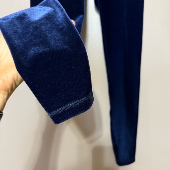 Athleta Women's Blue Elation Velvet Tight Legging Size Small yoga pilates - Picture 5 of 7